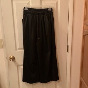 Elegant Black Wide-Leg Pants